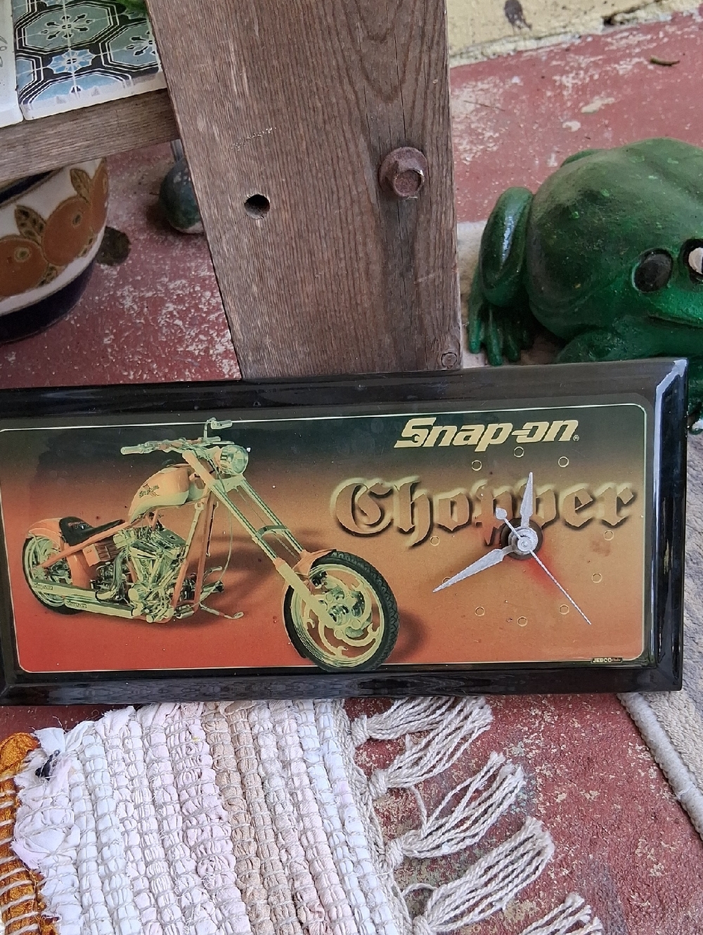 Chopper Snap On Clock